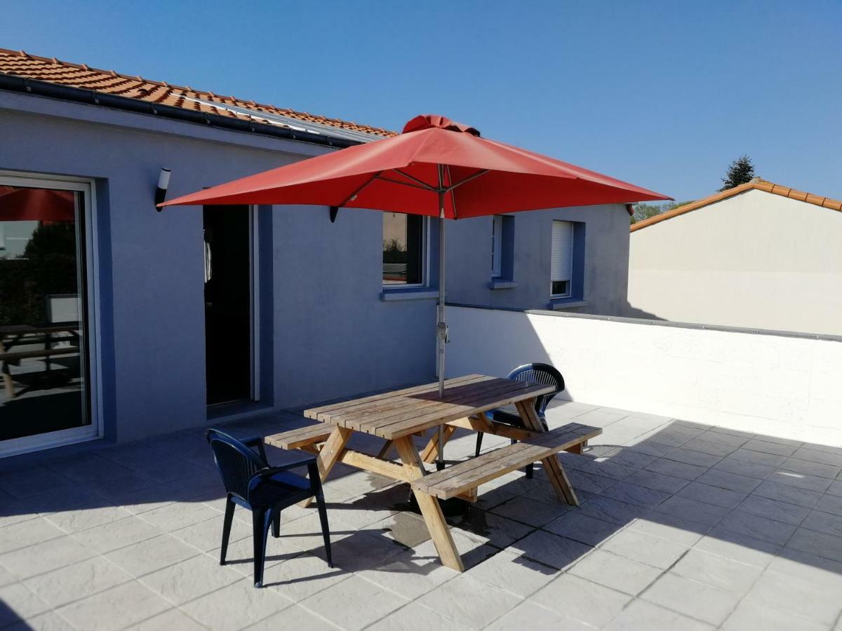 Maison Lumineuse Villa Les Herbiers Exterior foto