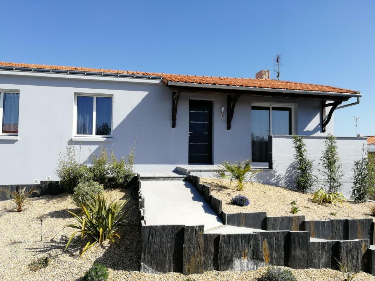 Maison Lumineuse Villa Les Herbiers Exterior foto